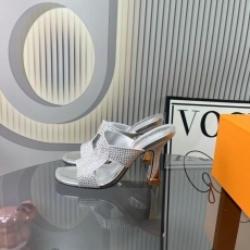 Louis Vuitton Slippers